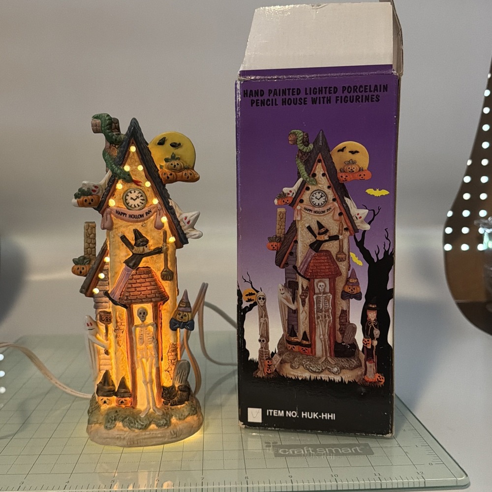 Vintage 1995 Lighted Porcelain Haunted Pencil House 8"x2.5" Works Perfectly